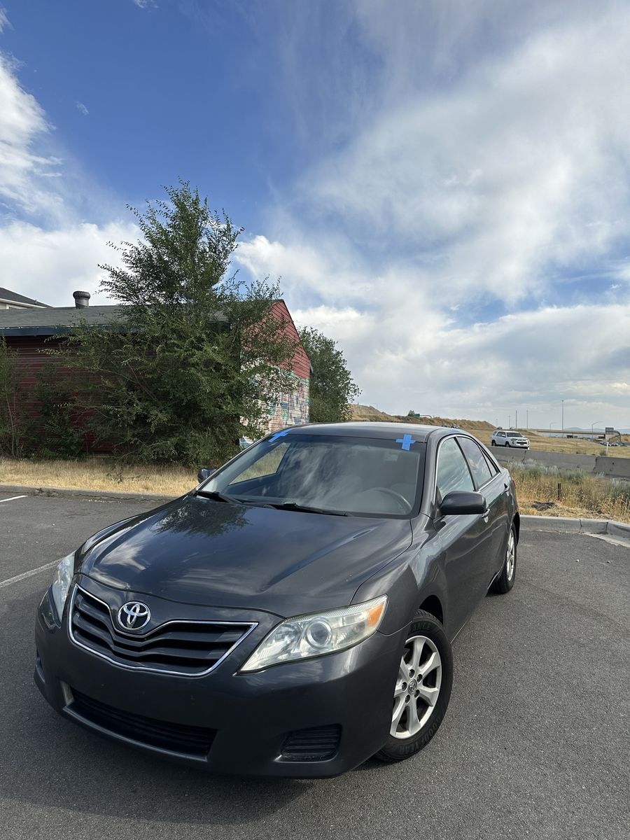 2011 Toyota Camry LE