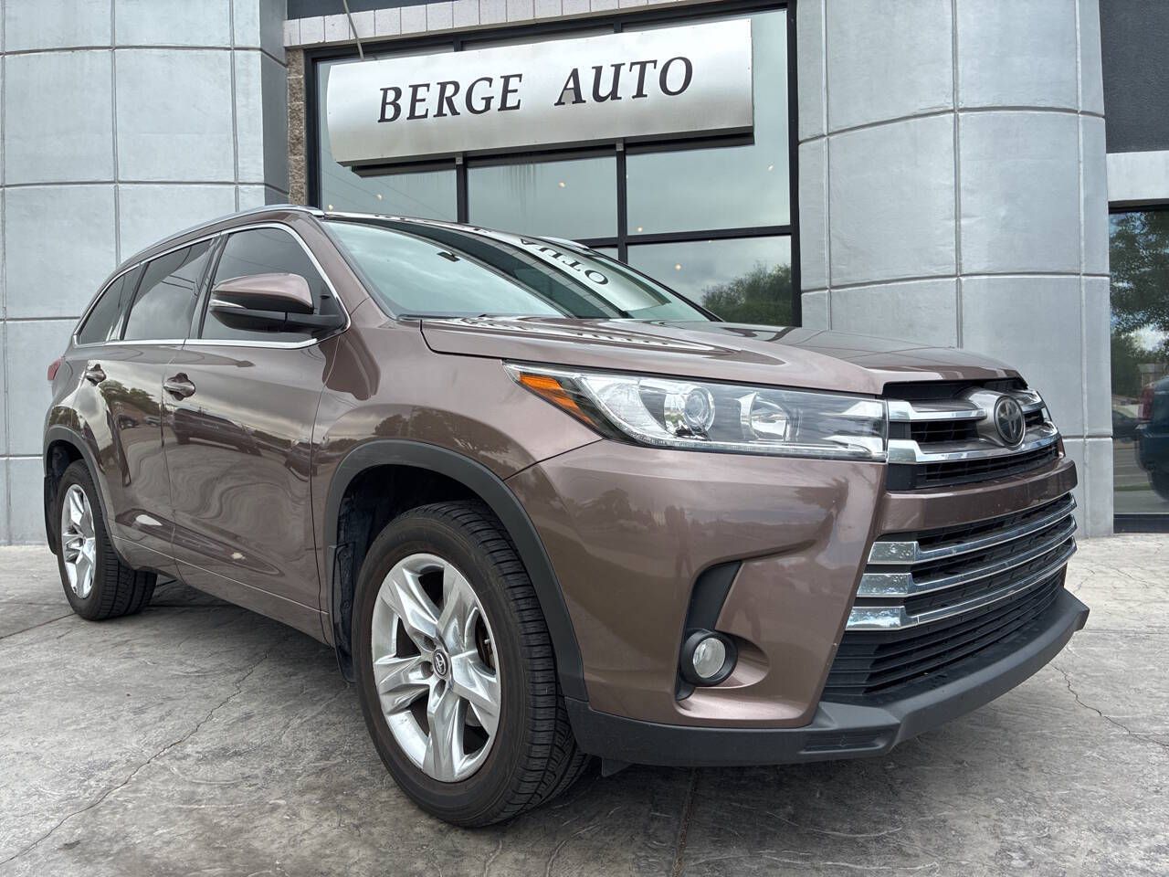 2017 Toyota Highlander Limited