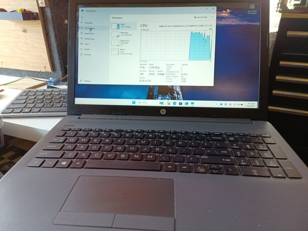 windows 11 laptop 8gb ram 256ssd