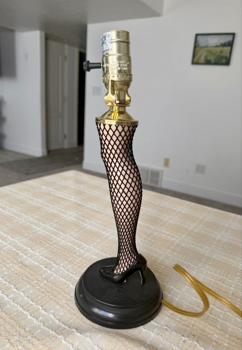 Leg Lamp