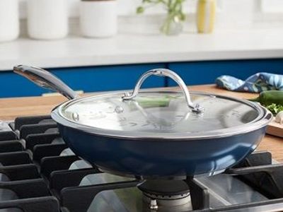 Princess Heritage Signature 10" Navy Skillet (New in box)