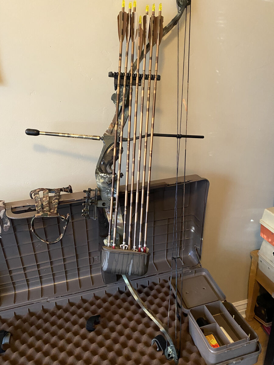Hoyt Compound Bow