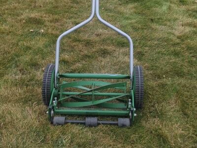 Scott's Manual Lawn Mower