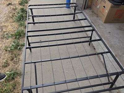 Black Metal Twin Bed Frame - 38 x 75 Inches