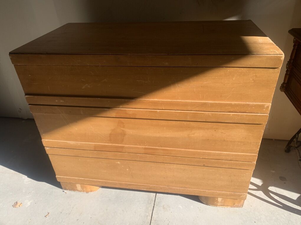 Vintage MCM Calvalier Stow-away cedar Dresser