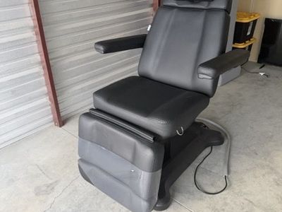 Spa Chairs - Full Electric Treatment Table & Facial Chair / Bed