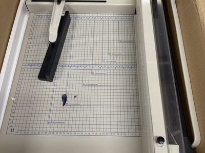 Professional Quality Heavy-Duty Guillotine Paper Cutter with Grid and Paper Clamp