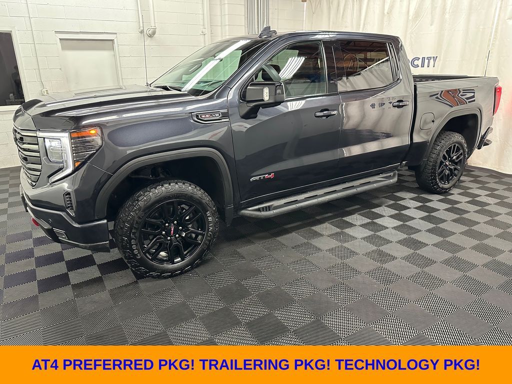 2024 GMC 1500 AT4