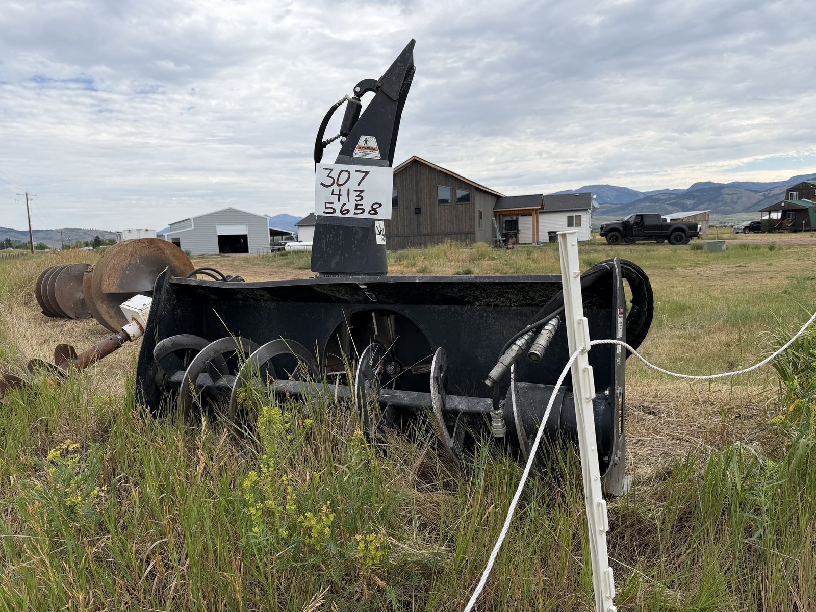 Snowblower for skidsteer