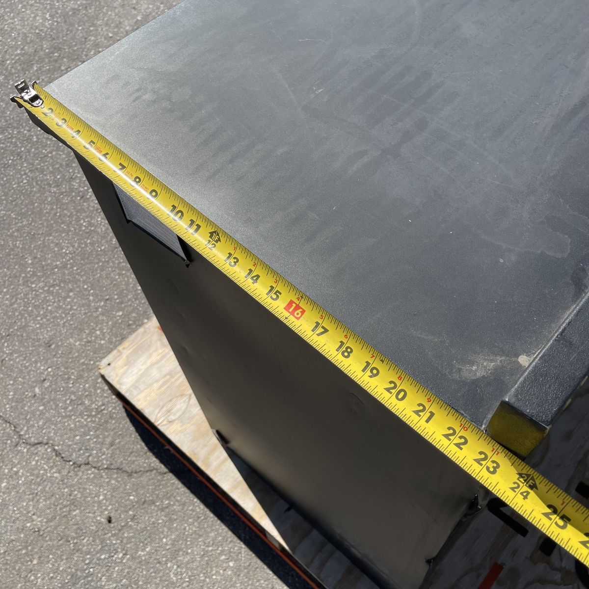 Main image 6