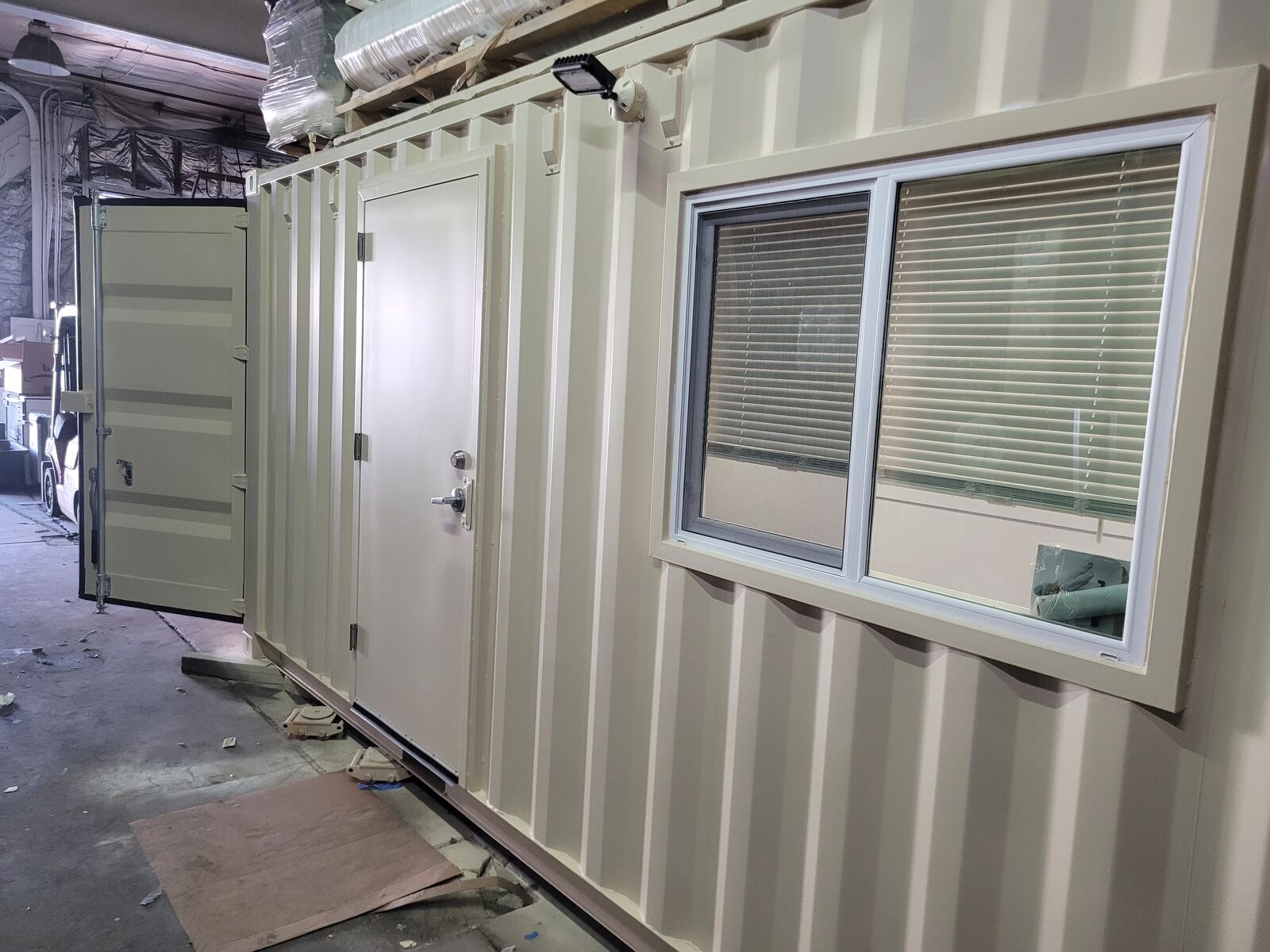 Shipping Container, Construction Office, Cabin, Man Cave, She Shed 20'x 8'