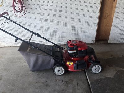 Troy-Bilt 21" Self-Propelled Push Lawn Mower