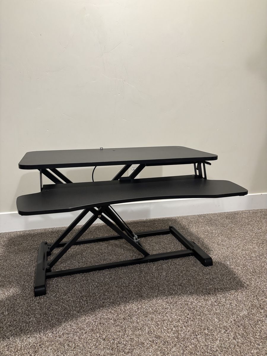 Vivo standing desk converter