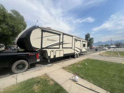 2016 Forrest River Camper