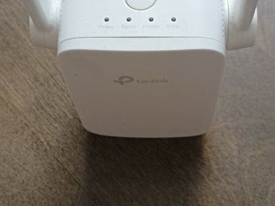 WiFi Extender. TpLink RE205 AC750