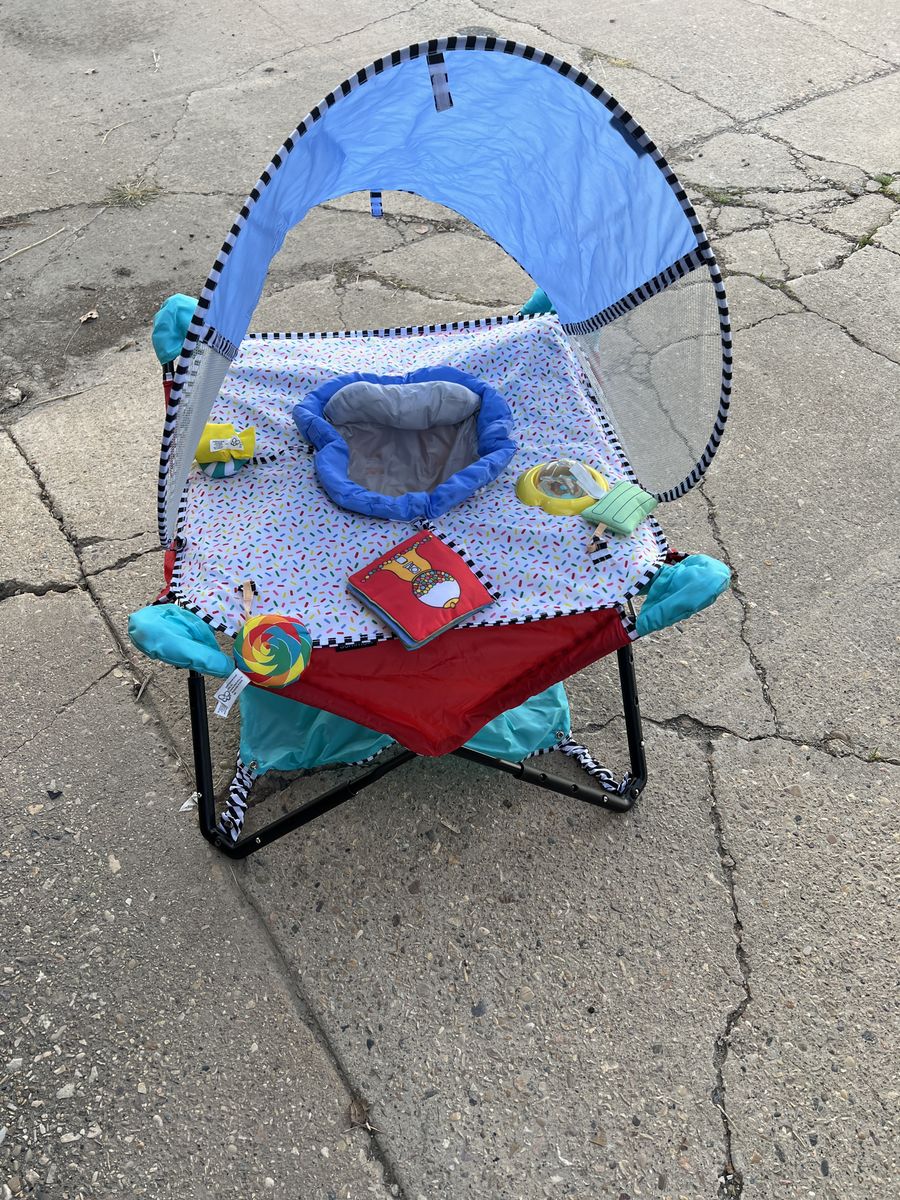 Summer Pop ‘N Jump SE Portable Activity Center – $45