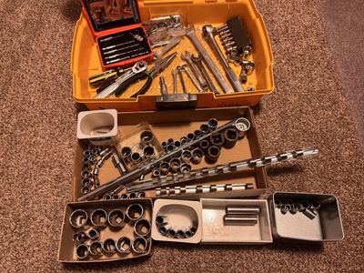 Tool Lot 100+ pcs Wrenches Socket Craftsman no Snap-on or Mac