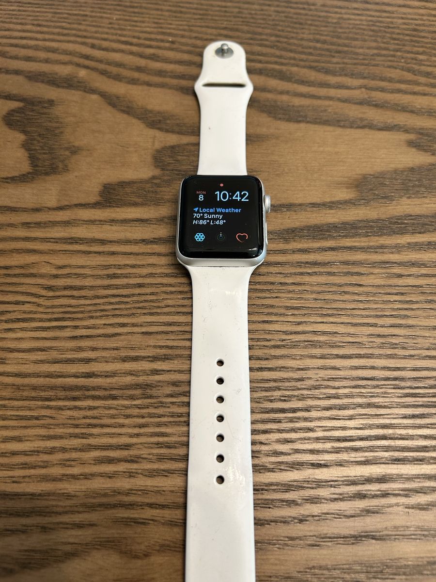 Apple Watch Series 3 (42mm)
