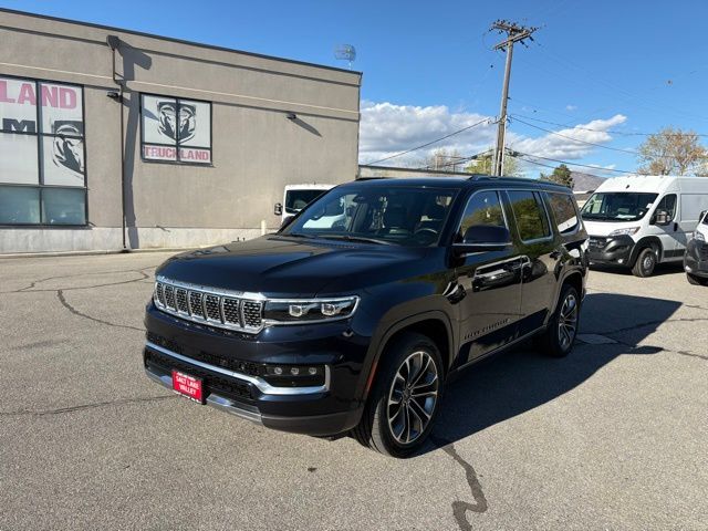 2022 Jeep Grand Wagoneer Series III