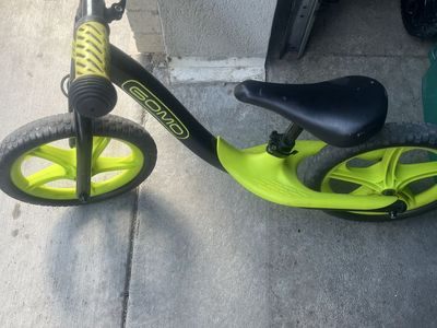 GOMO balance bike