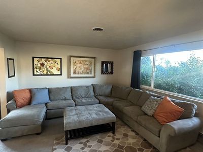 BauhausSectionalCouch+Ottoman-Huge&Comfortable