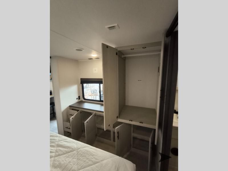 Main image 22