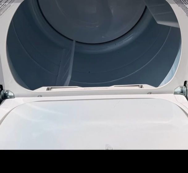 Main image 3