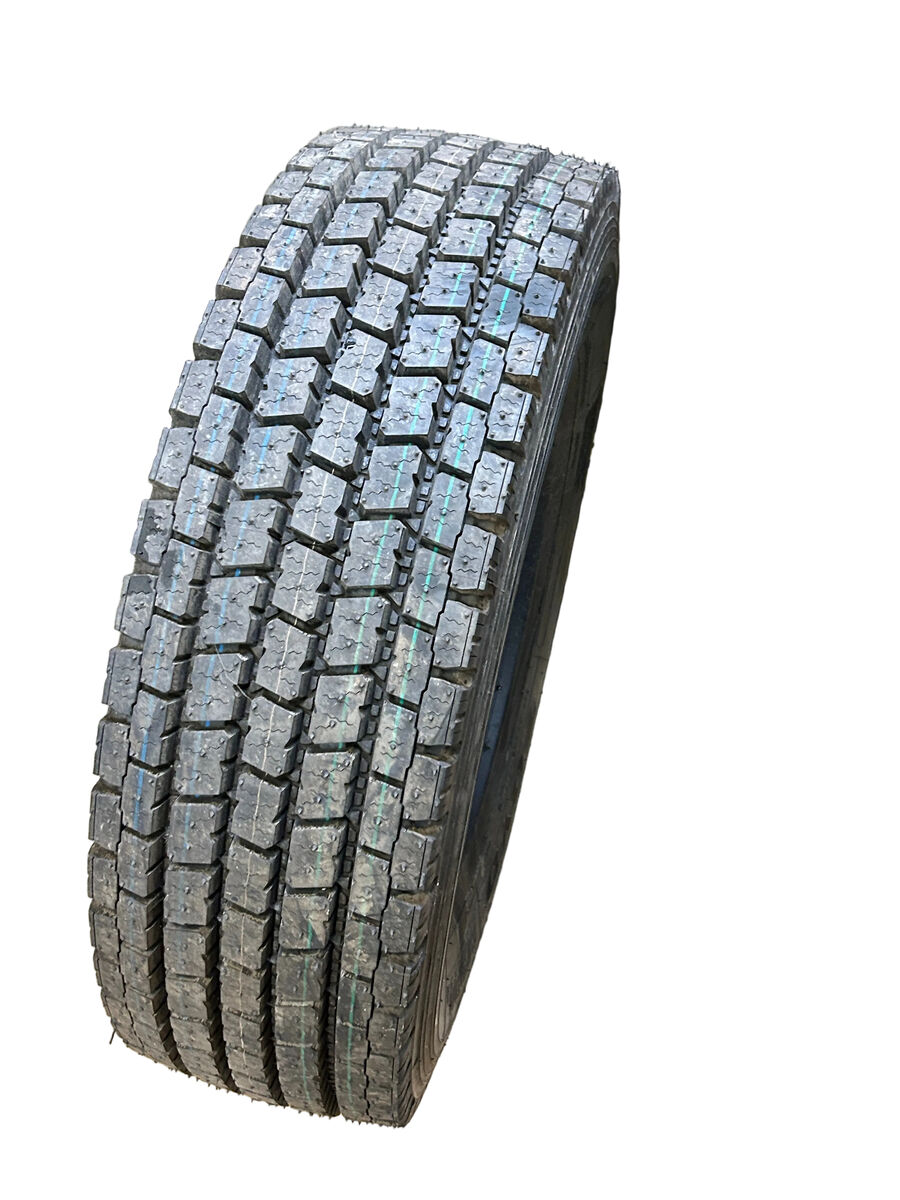 NOS TOYO M920A BSW  245 70 19.5 133/131N 14PLY COMMERCIAL TIRE 540050