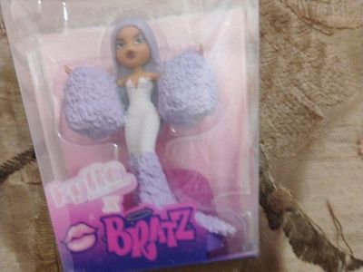 Bratz mini dolls