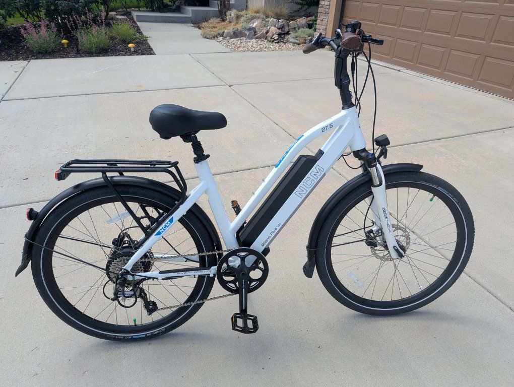 NCM Milano Plus Electric Trekking Bike 27.5" White Commuter E-Bike