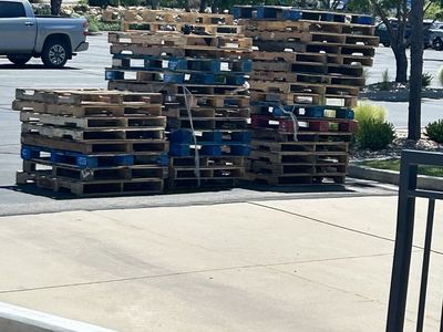 Free pallets