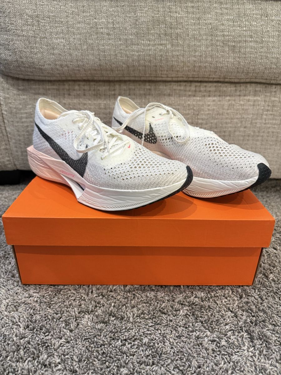 Nike Vaporfly 3 (Men’s 9.5)