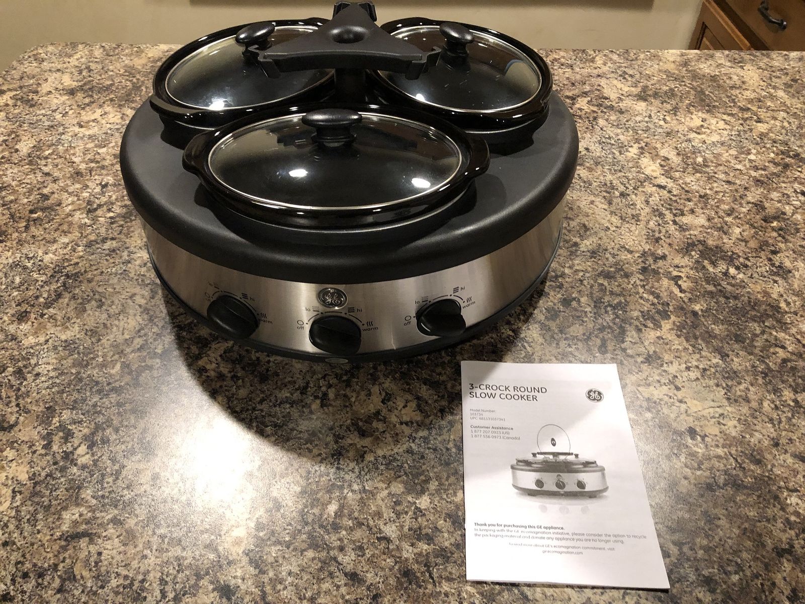 GE 3 - Crock Pot Round Slow Cooker Never Used