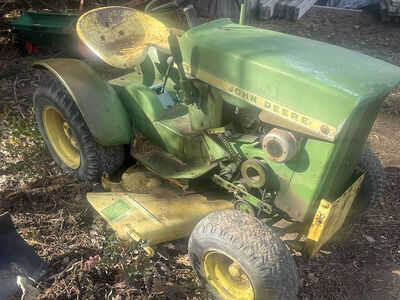 John Deere 110 Round Fender Garden Tractor