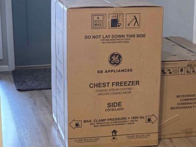 Chest Freezer, Garage Ready, 5.1 Cu Ft.