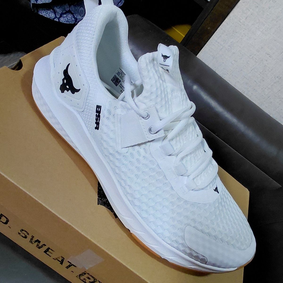 men's shoes size 12.5