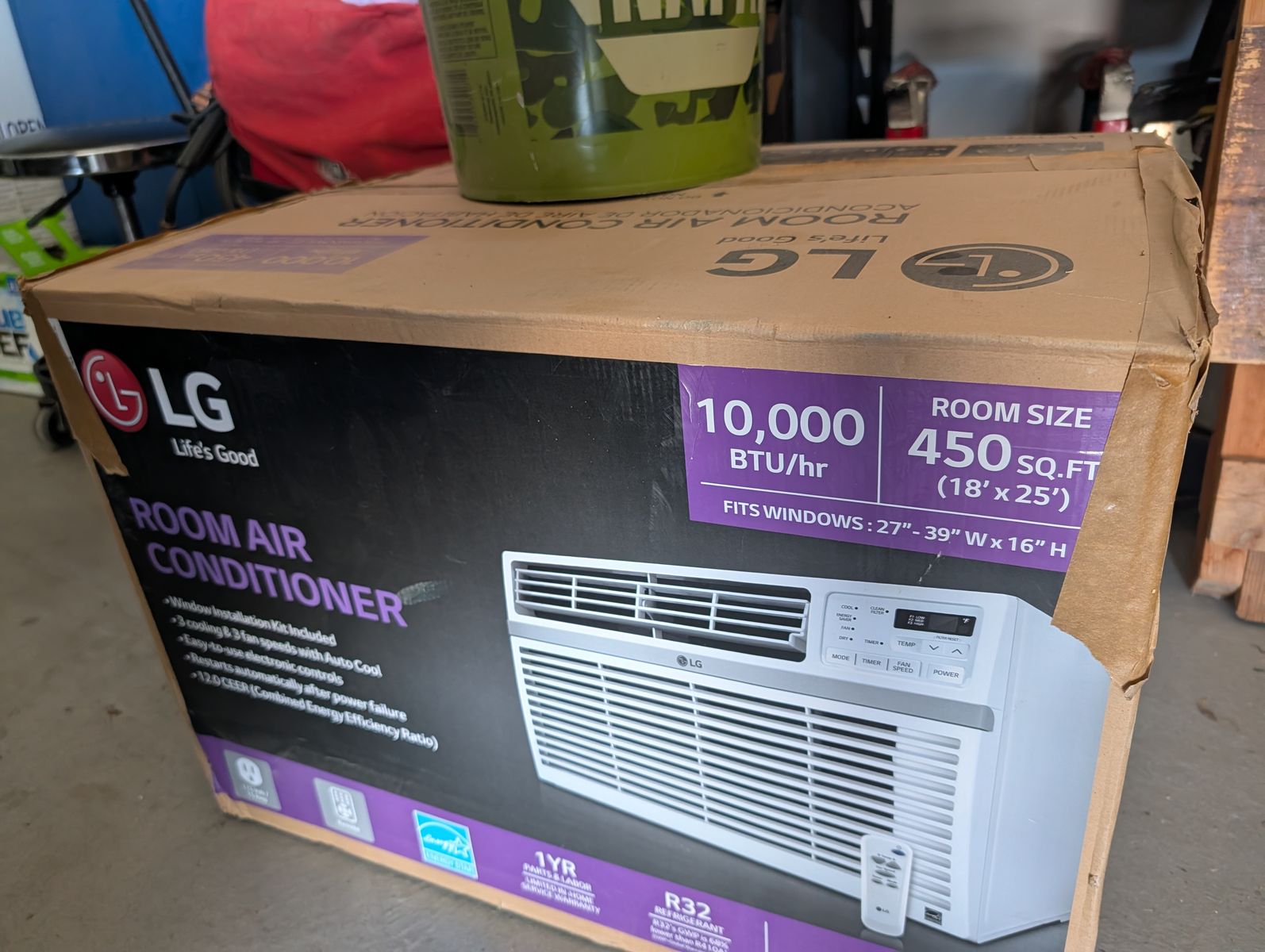 10,000 BTU LG Air Conditioner
