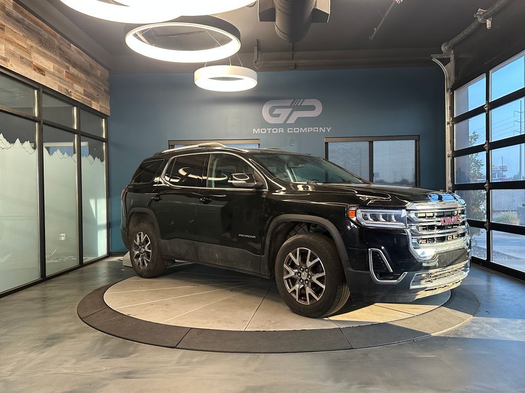 2023 GMC Acadia SLT
