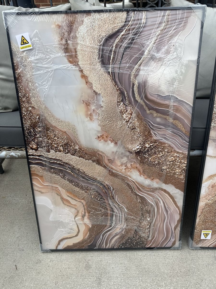 Main image 11