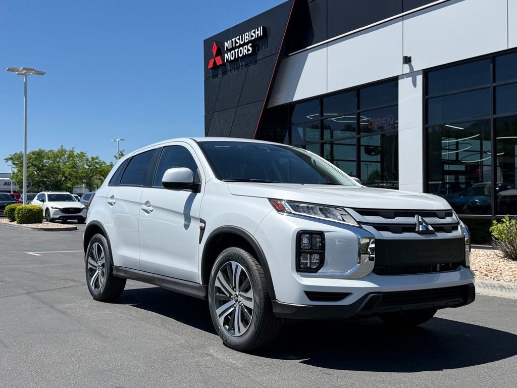 2026 Mitsubishi Outlander Sport ES