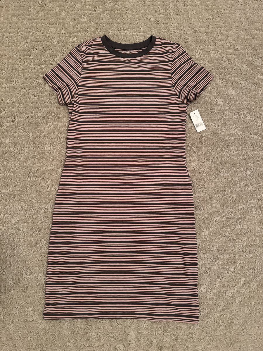 Juniors Dress size Medium BRAND NEW