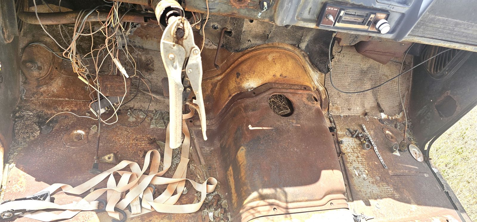 Main image 4