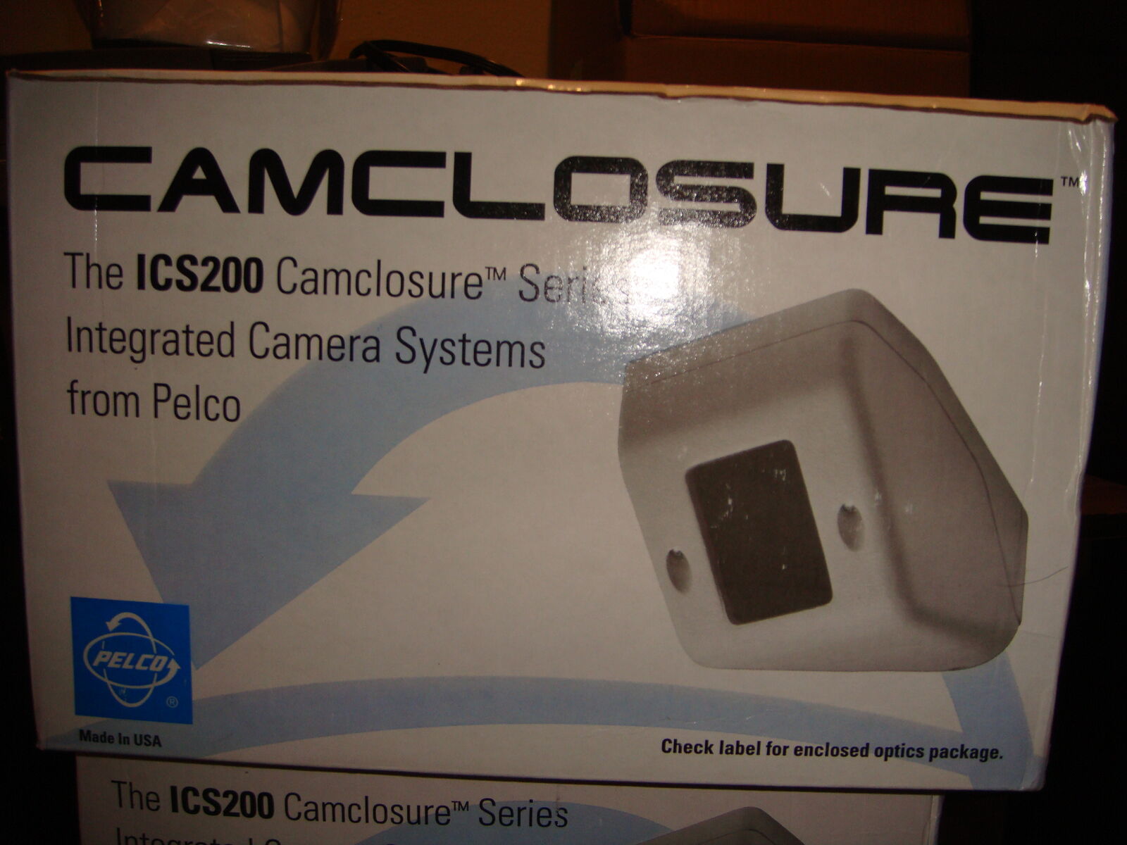 PELCO CAMCLOSURE VANDAL PROOF SECURITY CAMERA