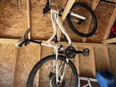 Specialized Myka Mountain Bike