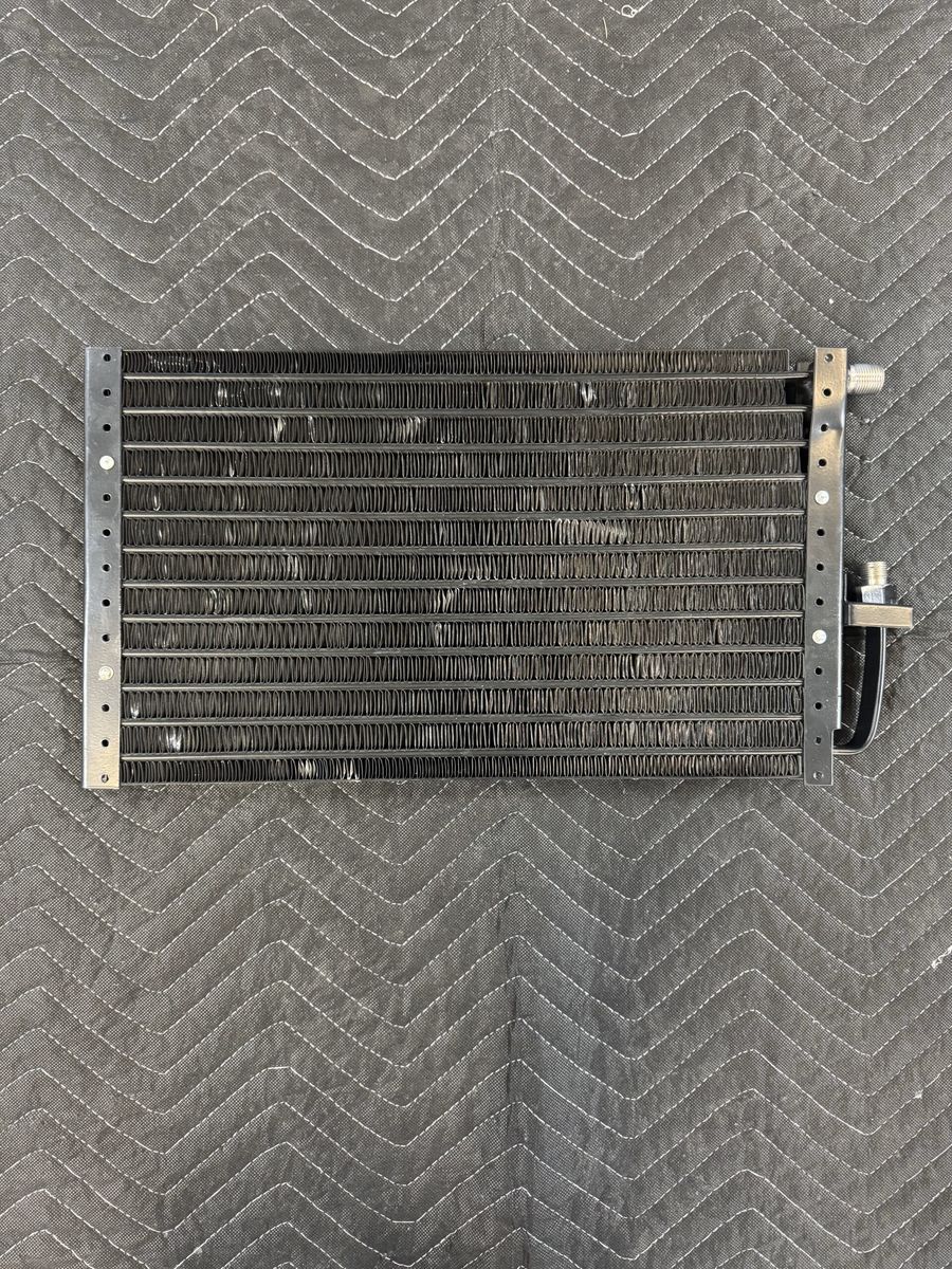 Universal Condensor Parallel Flow