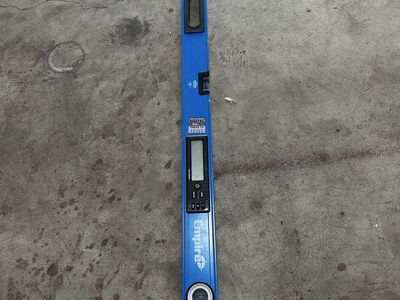 Digital Level Empire True Blue 48"