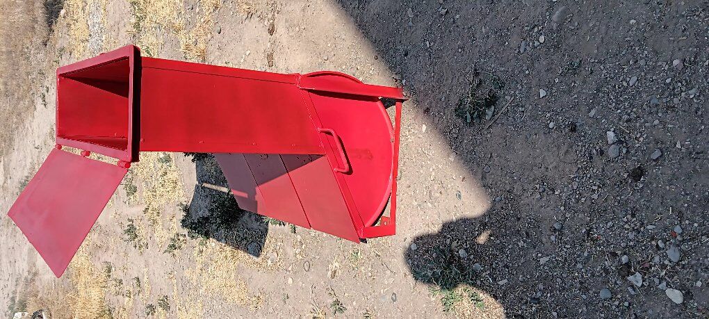 gravity feed hog feeder, FREE DELIVERY IN UT
