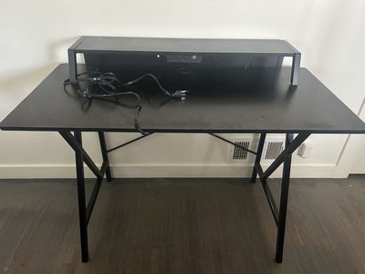 Computer desk