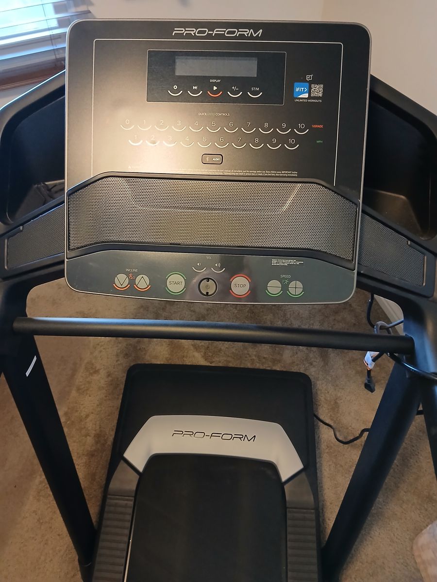 Pro Form treadmill carbon tl