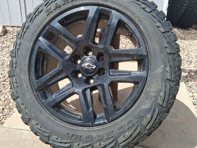 2025 Chevrolet Silverado 1500 Trailboss 20X9 inch 6x5.5inch(6x139.7mm) wheels and tires. (Two only).